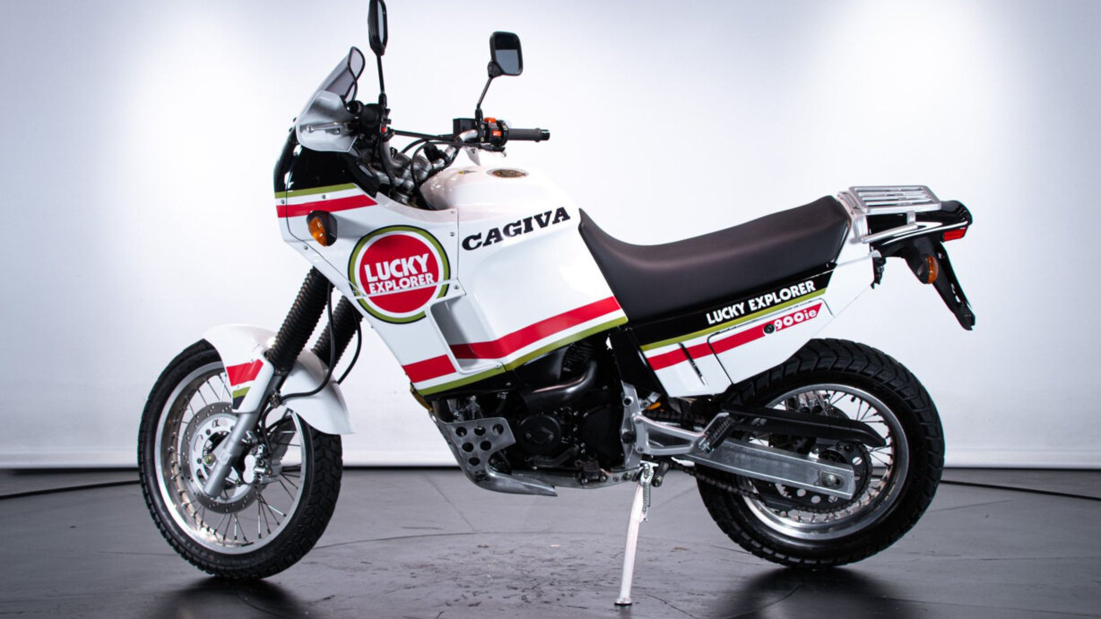 01-01-1990 Cagiva  900 Lucky Explorer I.E