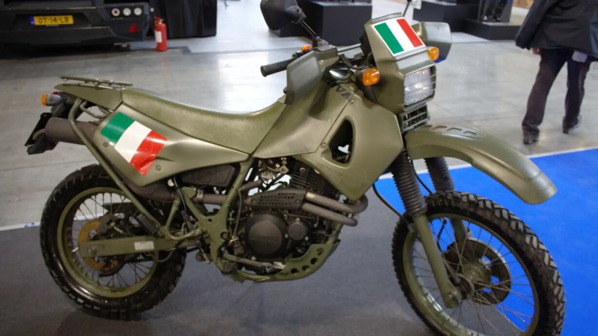 Cagiva T4 500 R Militare